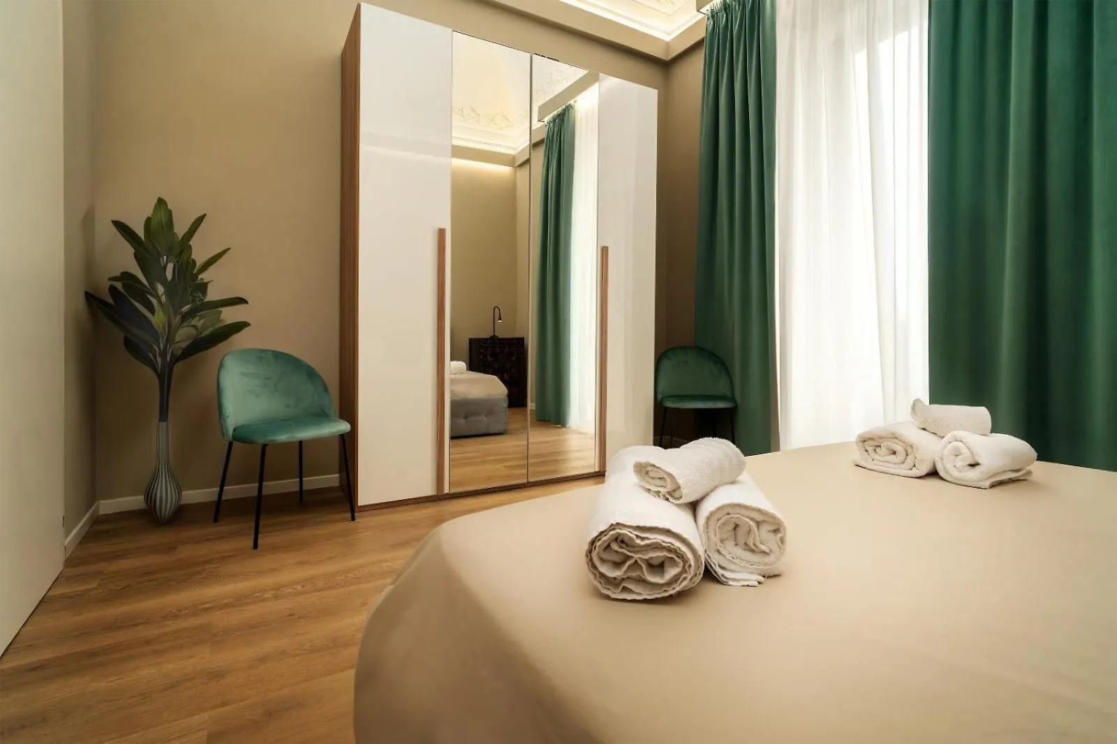 Aparthotel Archimedes Suites CTA