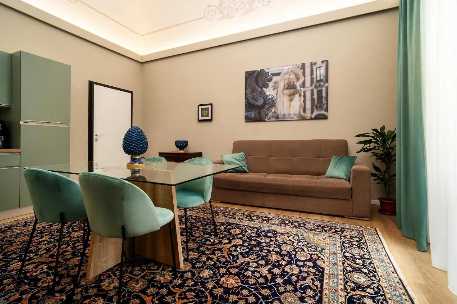 Archimedes Suites CTA Apartahotel