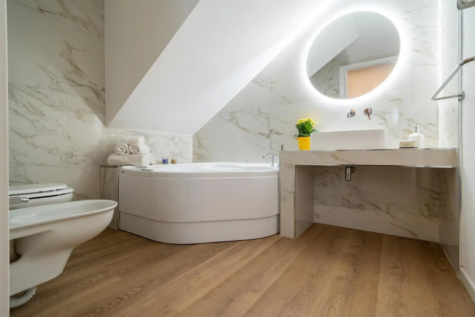 Apartahotel Archimedes Suites CTA