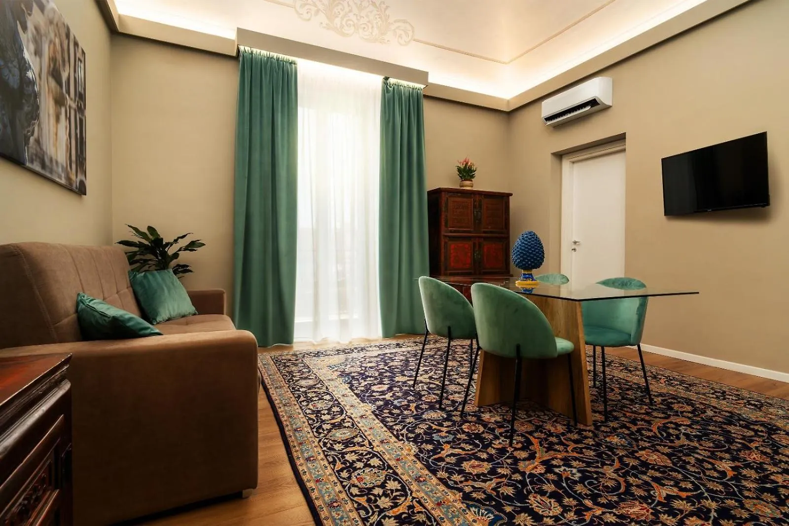 Apartahotel Archimedes Suites CTA